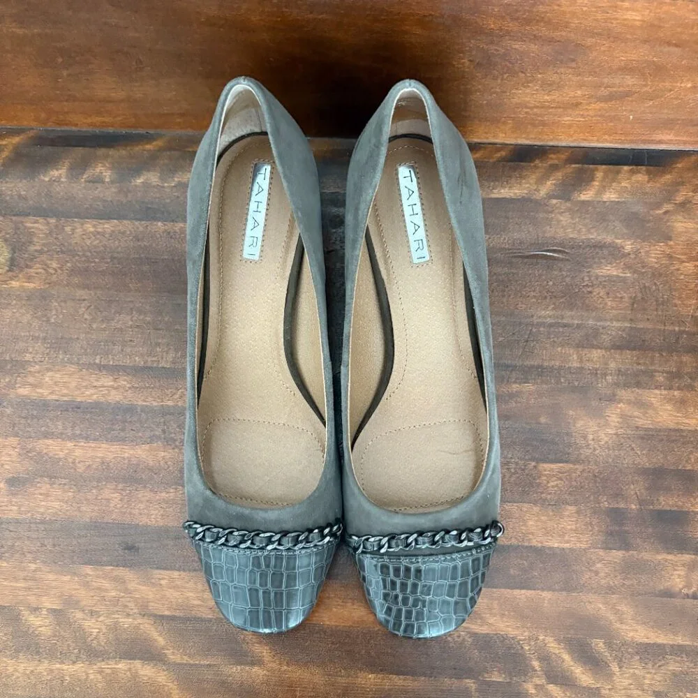 Tahari Monte Women's Block Heel Gray Suede & Faux Snakeskin Chain Accent Sz 7.5